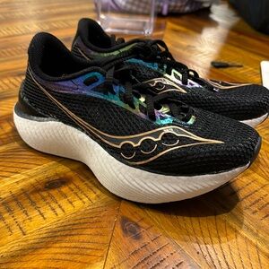 LIKE NEW, Worn 1x, Saucony Endorphin Pro 3